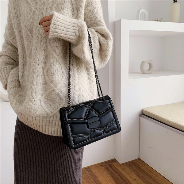 Bolso de Mano Texturizado en Tonos Naturales - Versátil y Elegante