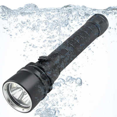 Linterna de Buceo Profesional Recargable - Aluminio Resistente y Luz Potente - Image 4