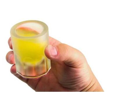 Molde para Hielo en Forma de Copa - Bandeja Reutilizable para Bebidas Frías - Image 3