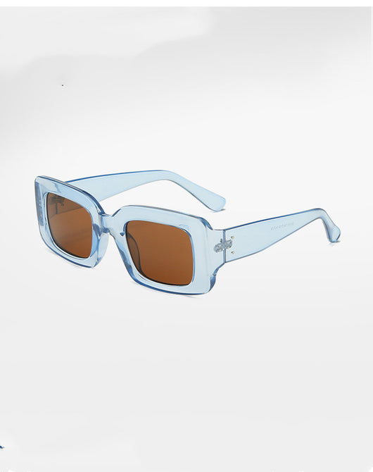 White square-frame sunglasses with dark gray lenses, featuring a chunky and fashionable design. - Image 5