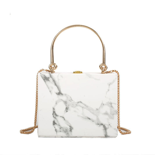 Bolso Cadena con Cierre de Mármol - Versátil y Elegante