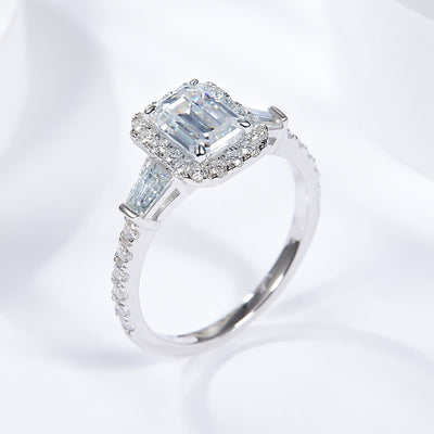 Anillo de Moissanita Talla Esmeralda Color D en Plata 925 - Image 2