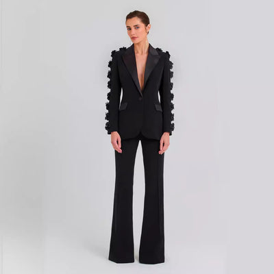 Conjunto Elegante de Dos Piezas con Flores para Mujer