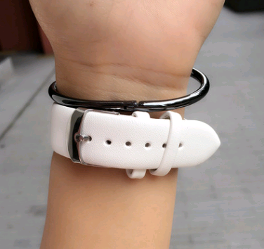 Reloj de Pareja Elegante - Diseño Moderno Unisex para Él y Ella - Image 5