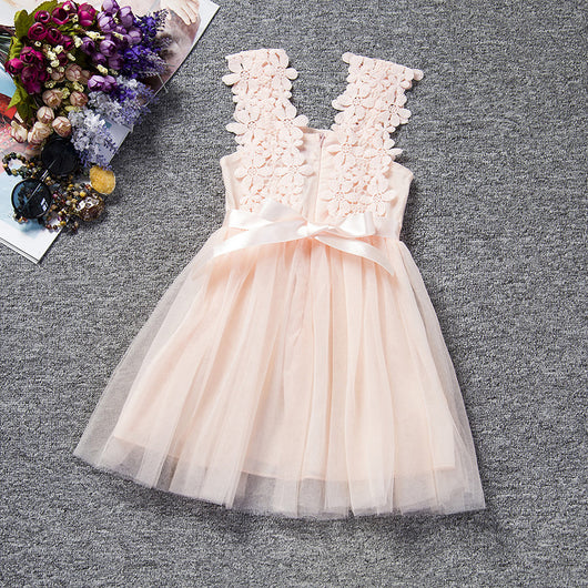 Vestido Infantil de Tirantes con Encaje para Primavera y Verano - Image 3