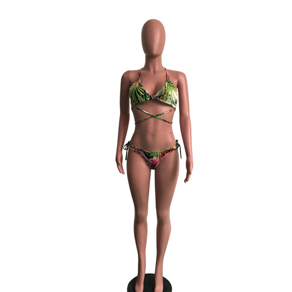 Bikini de Tres Piezas Estampado con Capa