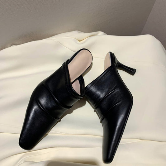 Zapatos de Cuero Vacuno con Punta Cerrada y Tacón Fino Plisado