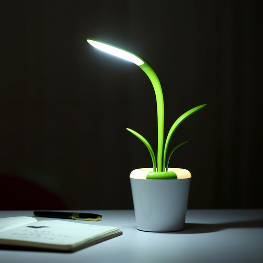 Lámpara LED de Escritorio USB con Protección Ocular para Oficina y Hogar - Image 4