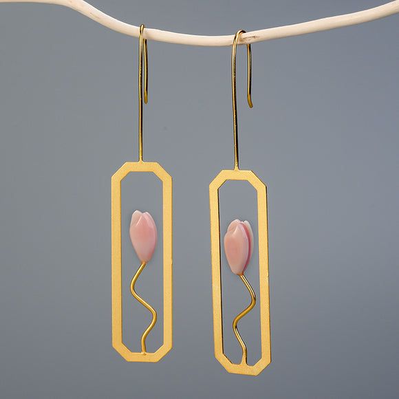 Aretes Reina Lirio Elegante