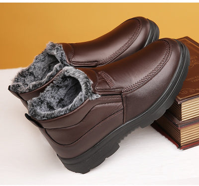Zapatos de Invierno Acolchados para Adultos Mayores - Antideslizantes e Impermeables - Image 11