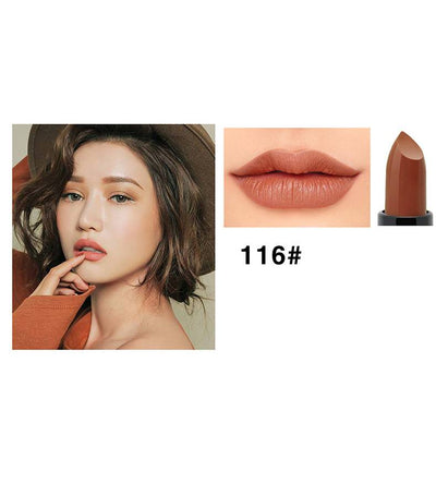 Labial Matte Rojo Intenso en Tubo - Fórmula Terciopelo - Image 12