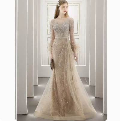 Vestido de Noche Largo Elegante con Incrustaciones de Diamantes y Detalles Joyero - Image 2