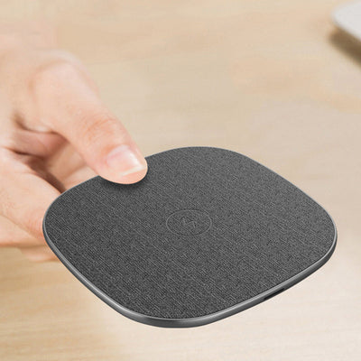 Cargador Inalámbrico 10W Rápido Compatible con Apple, Huawei y Dispositivos Móviles - Image 6