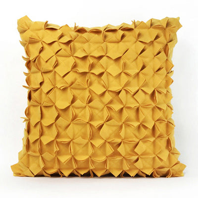 Cojín Decorativo Neoclásico Amarillo Hecho a Mano con Costura y Pliegues Artesanales - Image 5
