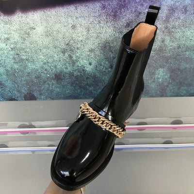 Botas Mujer Tacón Medio con Cadena Metálica y Punta Redonda - Image 10