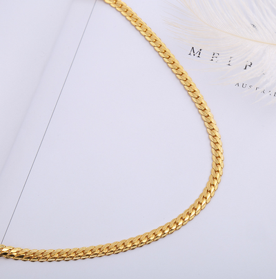 Cadena para Hombre Estilo Serpiente en Tono Dorado - Image 5