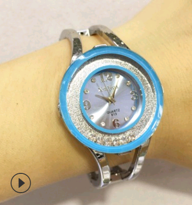 Reloj de Pulsera para Dama de Acero con Pedrería Móvil - Image 6