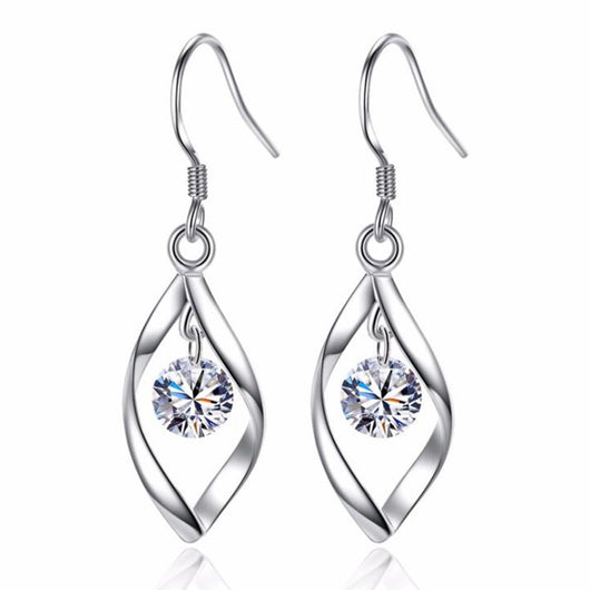 Aretes de Plata Esterlina Retorcida con Diamante - Image 5