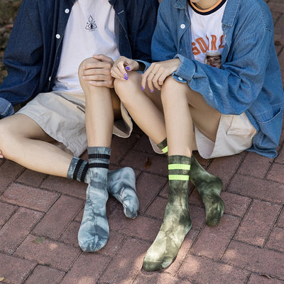 Calcetines para Parejas Tubo Alto Otoño Invierno con Diseño de Rayas - Image 2