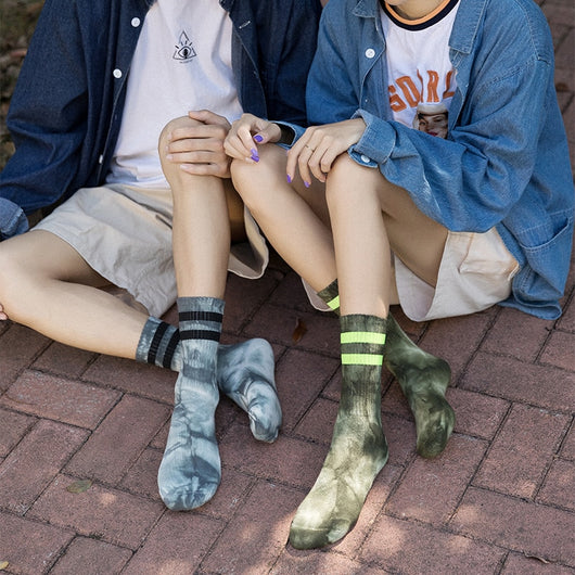 Calcetines para Parejas Tubo Alto Otoño Invierno con Diseño de Rayas - Image 2