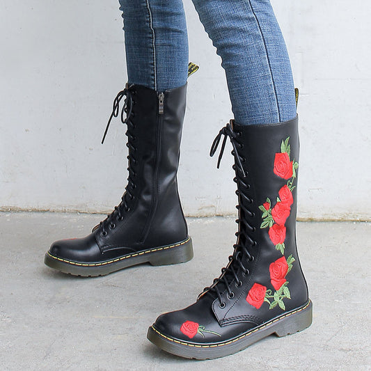 Botas Martin con Bordados de Estilo Nacional
