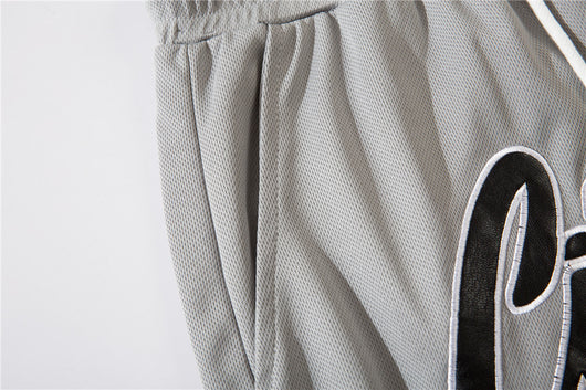 Shorts Casuales con Bordado de Letras - Image 11