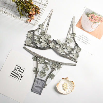 Conjunto Romántico de Encaje Floral Transparente - Image 5