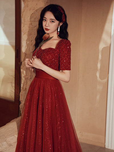 Vestido de Novia Rojo Vino Elegante Slim Fit con Espalda Descubierta - Image 8