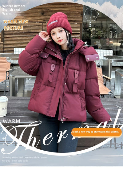 Chaqueta Corta Acolchada con Capucha para Mujer - Image 11