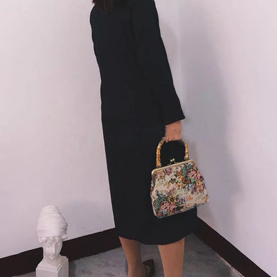 Bolsa Mensajera Bambú con Estampado Floral Retro - Image 10
