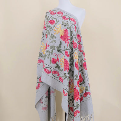 Chal de Cachemira con Bordado de Flor de Granada - Image 8