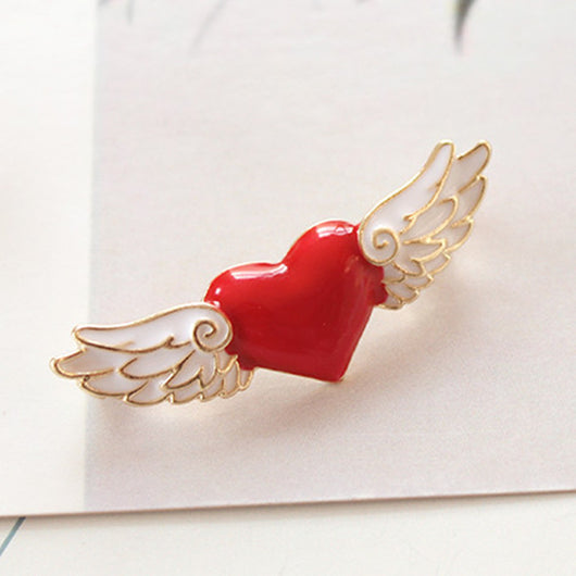 Broche Alas de Ángel con Corazón Rojo Gotante - Image 8