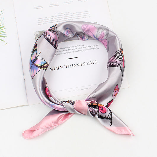 Pañuelo Cuadrado Estampado Mariposas - Accesorio de Moda Elegante para Mujer - Image 6