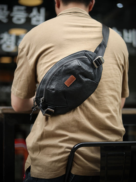 Bolsa de Pecho en Cuero Genuino - Diseño Minimalista - Image 7