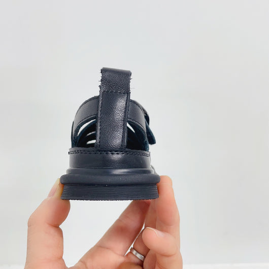 Sandalias Tejidas Cerradas para Niños - Cómodas y Elegantes - Image 3