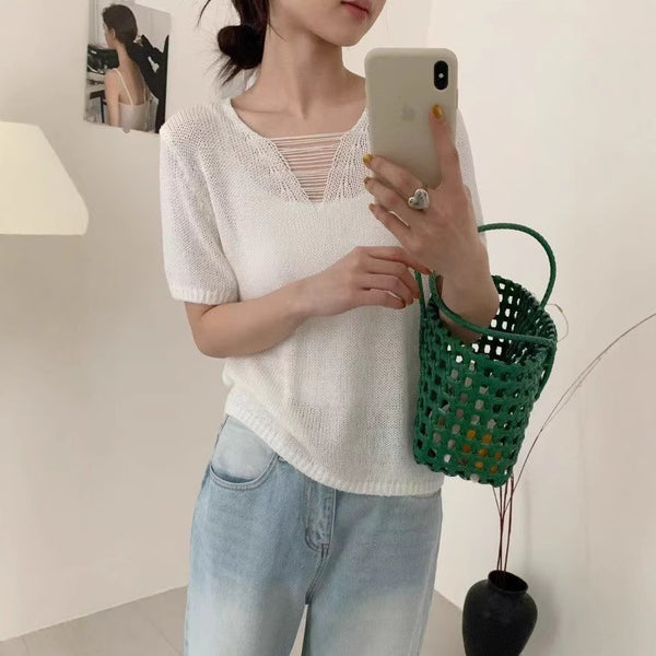 Blusa Hueca Escote V Colores Pastel Manga Corta - Image 6