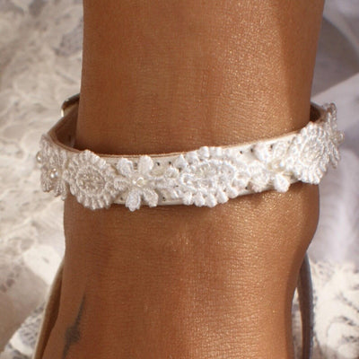 Sandalias Planas de Verano Blancas con Apliques Tridimensionales - Image 12