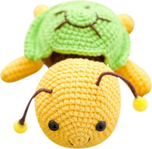 Kit DIY de Muñeca Abeja Tejida a Mano en Lana - Image 14