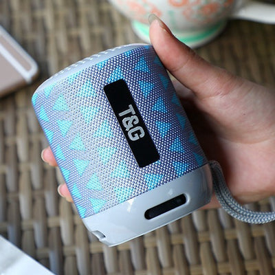 Parlante Bluetooth Portátil Resistente para Exterior - Image 2