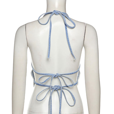 Vestido Corto Halter Espalda Descubierta con Detalle Mariposa - Image 13
