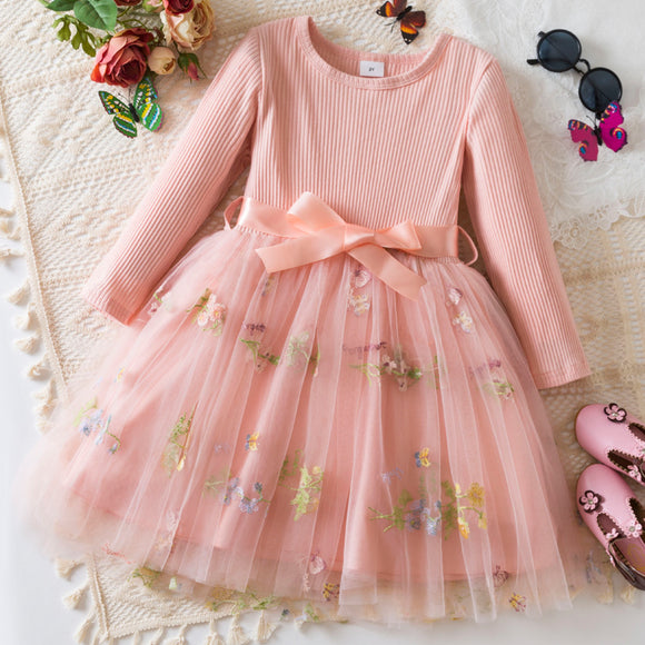 Vestido Princesa Navideño con Bordado Floral y Malla