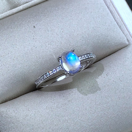 Anillo de Piedra Luna Azul Natural en Plata 925 - Diseño Minimalista - Image 2