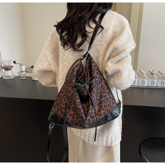 Mochila de Moda con Estampado Leopardo de Gran Capacidad Multiusos - Image 12