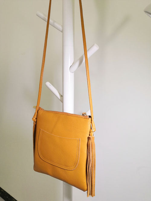 Bolso Bandolera Vintage con Fleece y Flecos Florales - Image 9