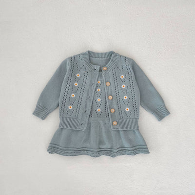 Conjunto de Abrigo Calado y Falda Tejida para Bebé - Image 14