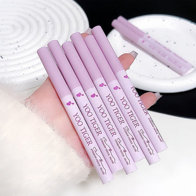 Lápiz de Cejas Triangular Dual con Punta Ultrafina para Cejas Naturales - Image 9