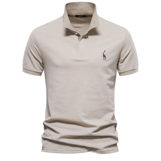 Polo Clásico para Hombre con Bordado de Venado - Diseño Básico Manga Corta - Image 3