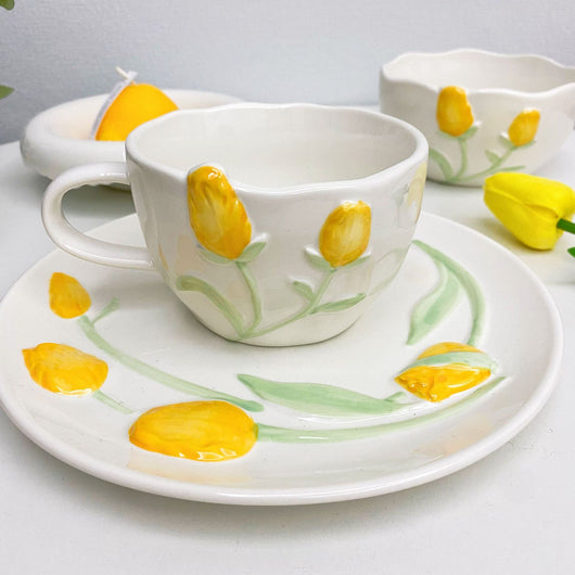 Plato Pastelero Flotante Tulipán Amarillo Tono Suave - Image 7