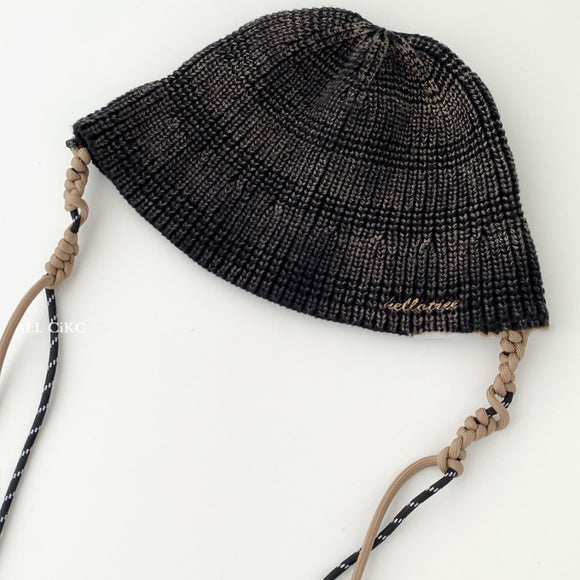 Gorro Tejido Fisherman Elegante que Estiliza el Rostro