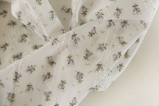 Tela Jacquard de Algodón Estampado Floral Púrpura Estilo Vintage Francés - Image 5